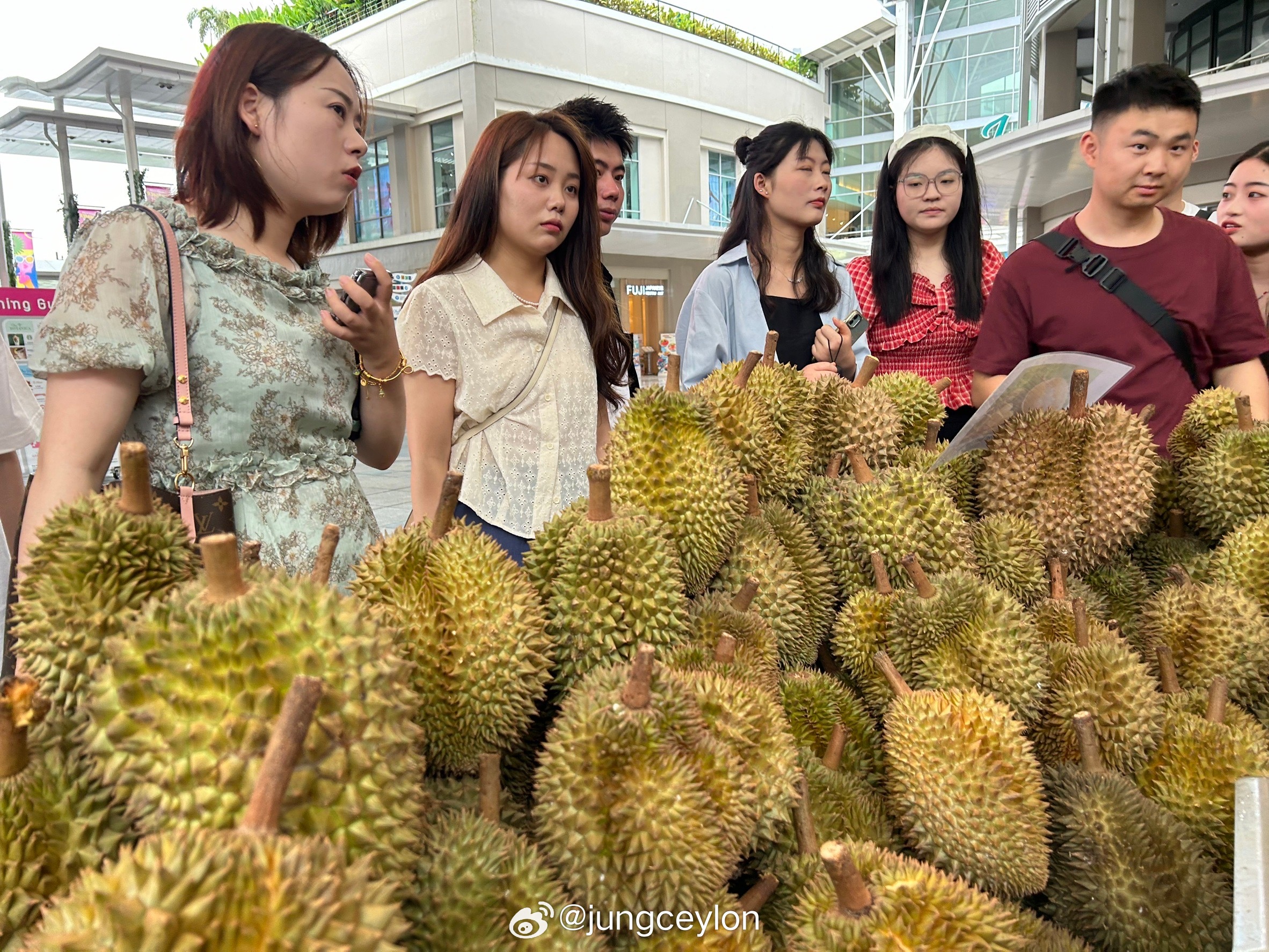 最新草社区榴 2017,2017年榴莲爱好者新潮流集结地。