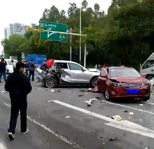 邵阳最新车祸,邵阳近况频发惨烈交通事故